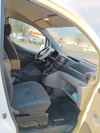 Nissan NV200 2017