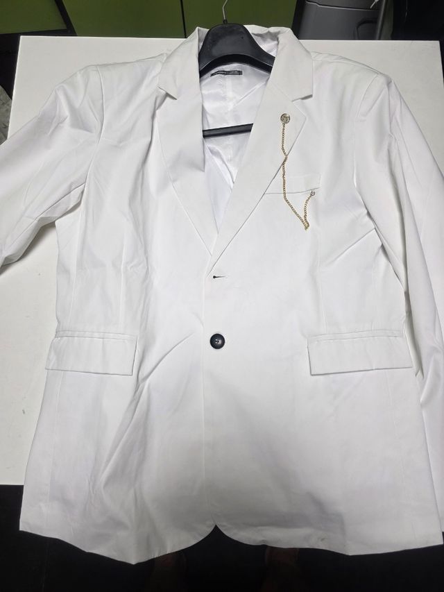 Chaqueta Blanca Elegante