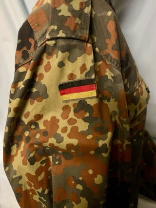 Camisa Camuflaje Alemana talla M-L Vintage