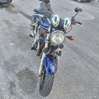 Suzuki Bandit 600 2003 en buen estado

