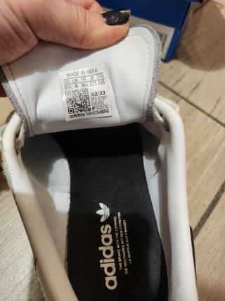 Scarpe Adidas Stan Smith bianche e nere