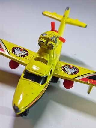 AVION MATCHBOX SKY PLANE 2001
