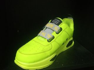 Zapatillas deportivas fluorescentes verdes