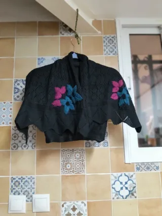 Bolso grande estampado y bufanda