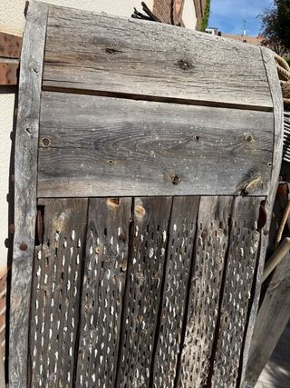 Trillo antiguo de madera