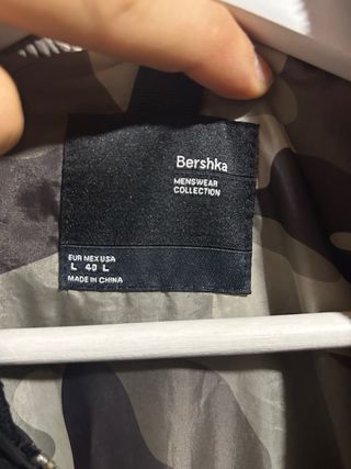 Chaqueta Bomber Bershka Negra