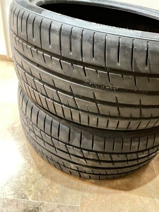 Neumatico 245/35 R20 95W