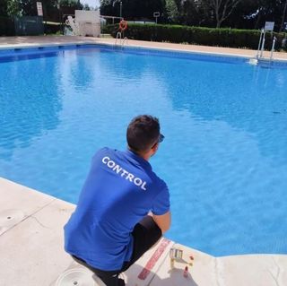 Técnico piscinas, puesta a punto y asesoramiento.
