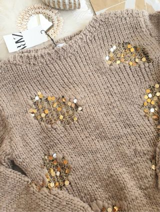 Jersey Zara Beige con Lentejuelas Doradas