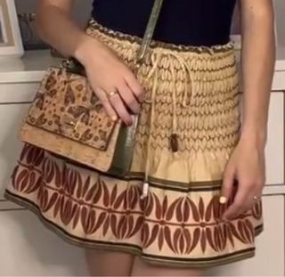 Falda Zara Beige Multicolor Bordada