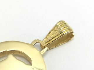 medallon oro 18k