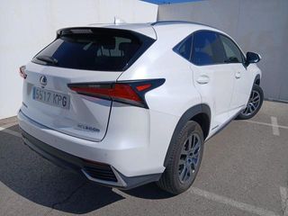 Lexus NX 300h Executive Navigation 4WD 145 kW (197 CV)