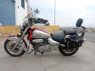Hyosung aquila 250 cc