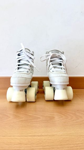 Patines de 4 ruedas niña Oxelo blancos con brillo