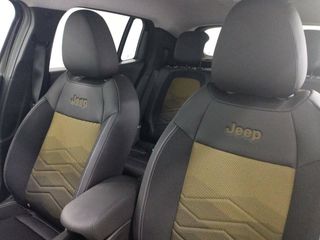 Jeep Avenger BEV 115kW (156CV) Summit