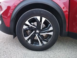 Peugeot 2008 BlueHDI 130 S&S EAT8 GT Line
