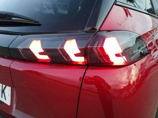 Peugeot 2008 BlueHDI 130 S&S EAT8 GT Line