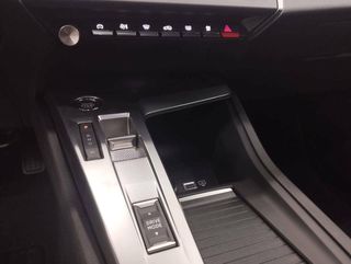 Peugeot 308 5P Hybrid 180 eEAT8 Active Pack