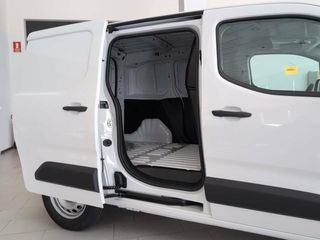 Peugeot Partner ePartner 3 ePartner Standard 800kg 100kw -