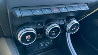 Renault Captur 1.6 E-TECH 145 ZEN 145 5P