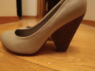 Zapatos tacón beige Marie Paz
