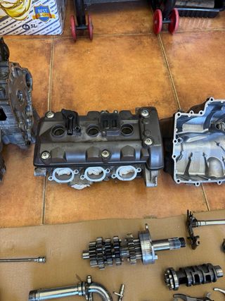 Despiece motor triumph daytona 675