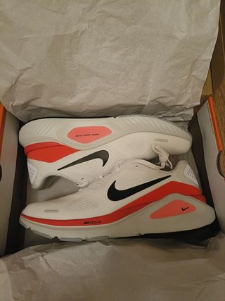 Nike Structure 26 Running Shoes