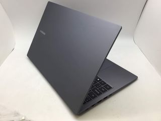 pc portatil samsung 750xgk