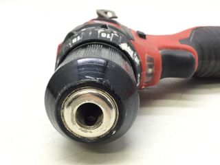 taladro a bateria milwaukee m12bpd