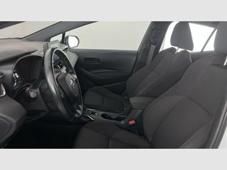 Toyota Corolla 1.8 125H BUSINESS E-CVT
