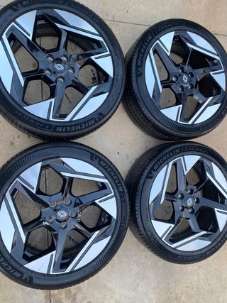 Llantas Renault nuevas 225/45 R19