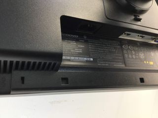 monitor led lenovo t2224p 21.5 led
