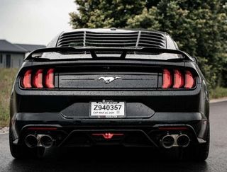 FORD Mustang 2.3 EcoBoost 214kW Mustang (Fastback)