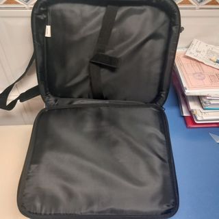 Maletín portátil Targus negro