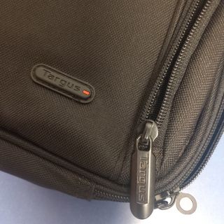 Maletín portátil Targus negro