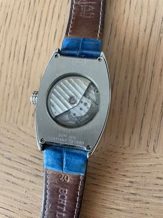 meccanico a carica automatica