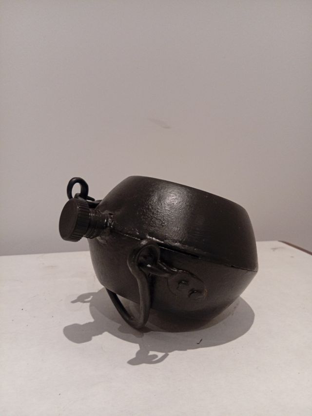 Cantimplora de hierro