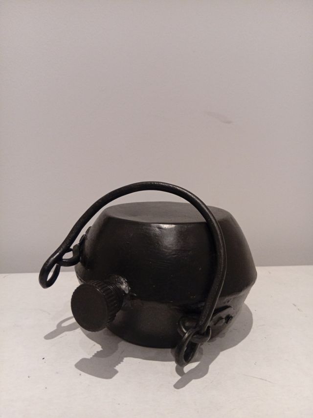 Cantimplora de hierro