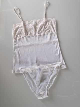 Canottiera e slip pizzo beige/bianco