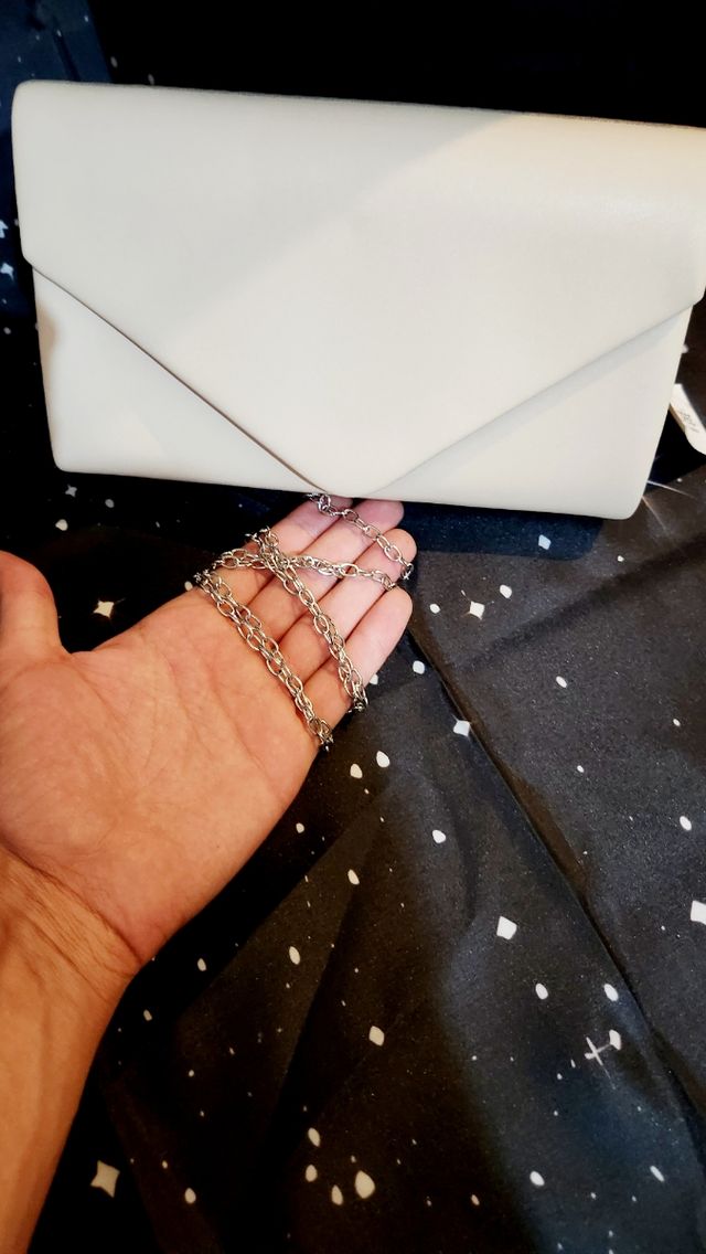 Borsa donna beige con catena argento