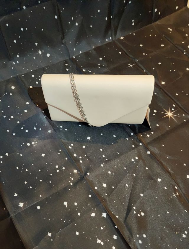 Borsa donna beige con catena argento