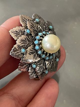 Spilla vintage anni 60 con perla e strass turchesi