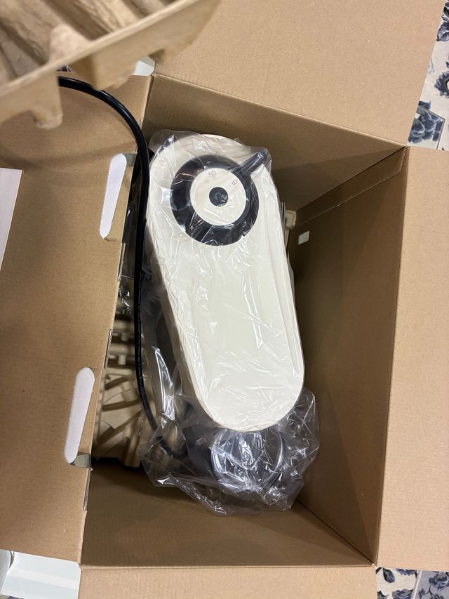 Cafetera Nespresso Vertuo Pop Blanca Nueva