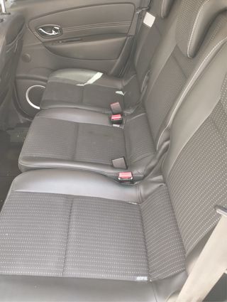 Renault Grand Scenic 2012