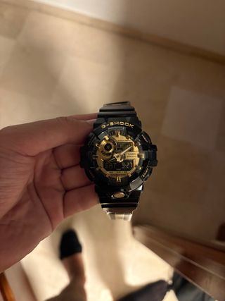 G-Shock Negro y Dorado
