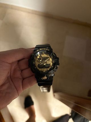 G-Shock Negro y Dorado