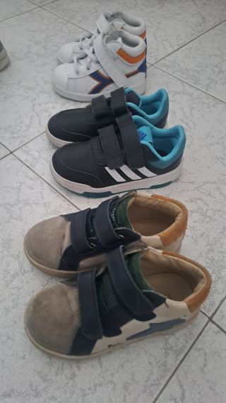 7 paia scarpe bimbo/a num 22-26