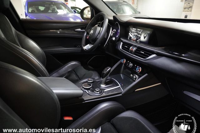 Alfa Romeo Stelvio 2019