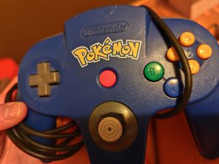 Nintendo 64 Pikachu + mando Pokéball+Banjo-Kazooie