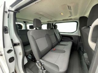 Renault Trafic 2.0 DCI 110CV Combi Authentic Energy Blue 9Plazas